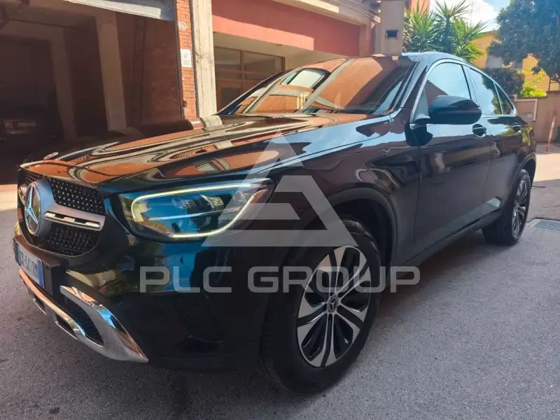2022 Mercedes Benz GLC 220