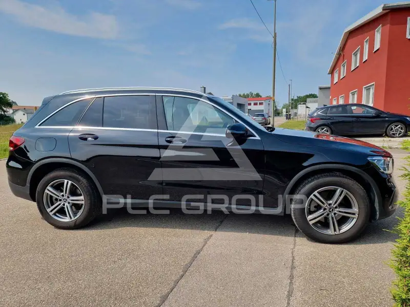 2022 Mercedes Benz GLC 220