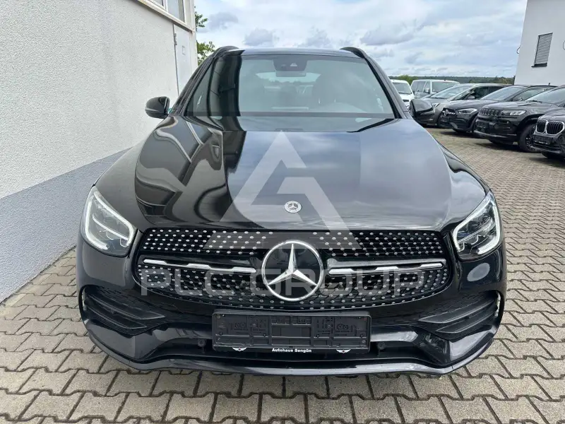 2022 Mercedes Benz GLC 220