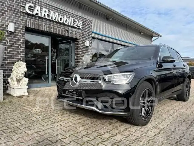 2022 Mercedes Benz GLC 220