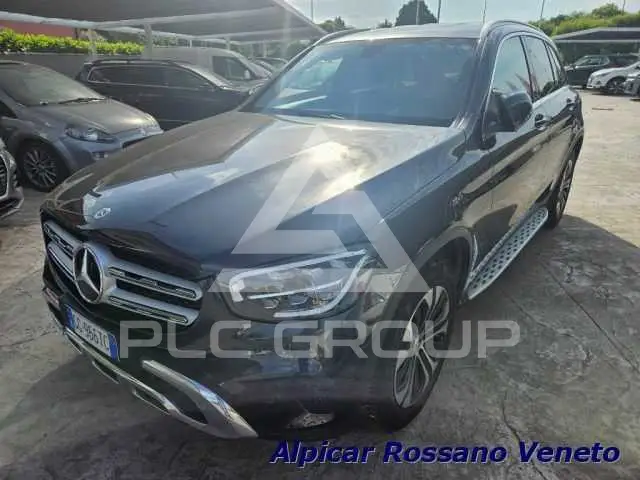 2022 Mercedes Benz GLC 220