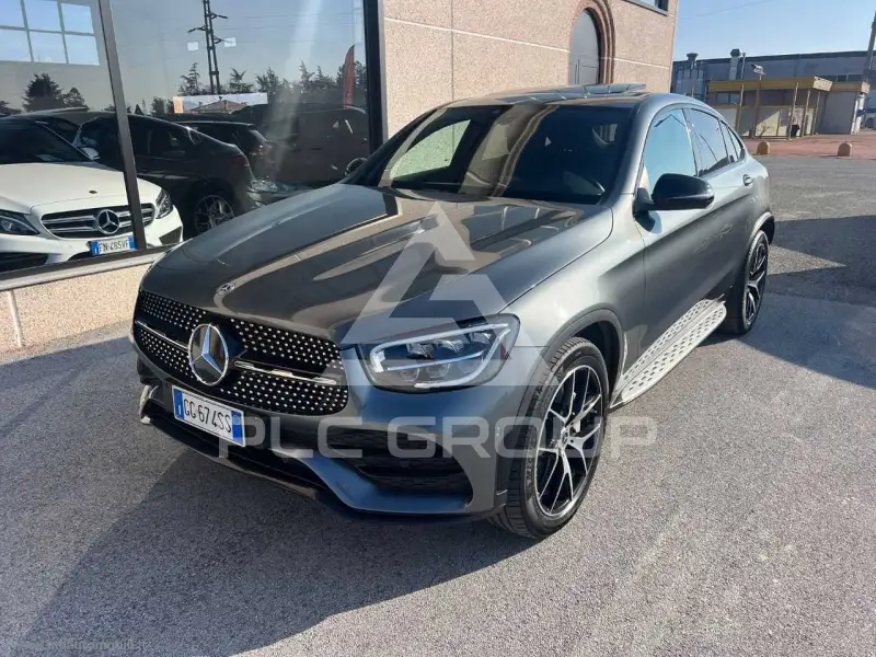 2022 Mercedes Benz GLC 220