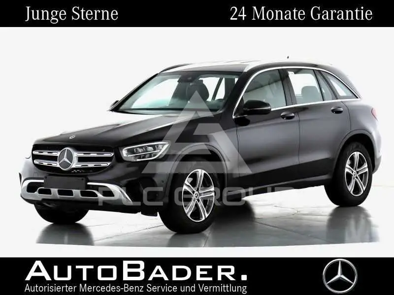 2022 Mercedes Benz GLC 220