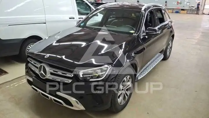 2022 Mercedes Benz GLC 220