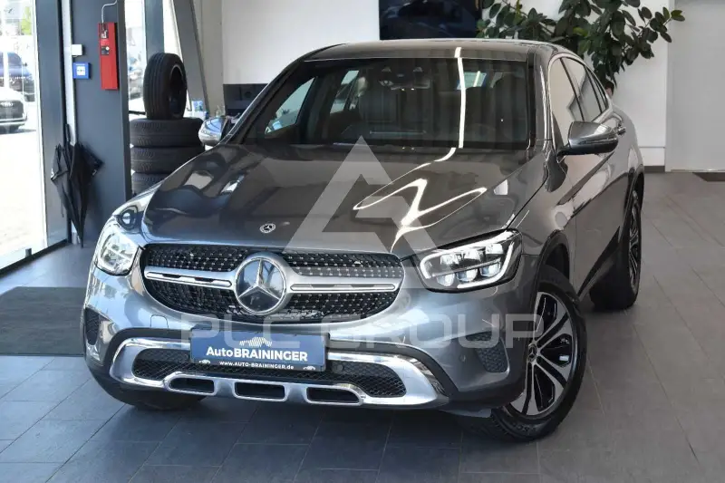 2022 Mercedes Benz GLC 220