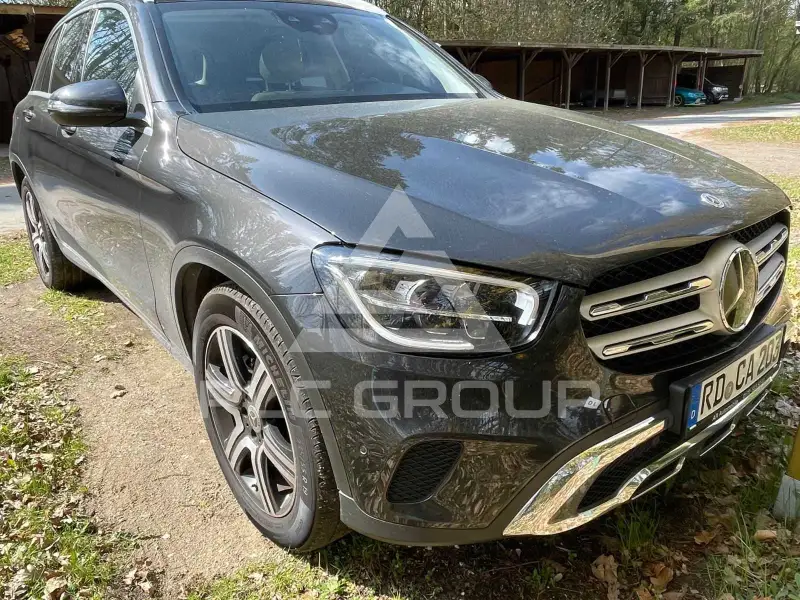 2022 Mercedes Benz GLC 220