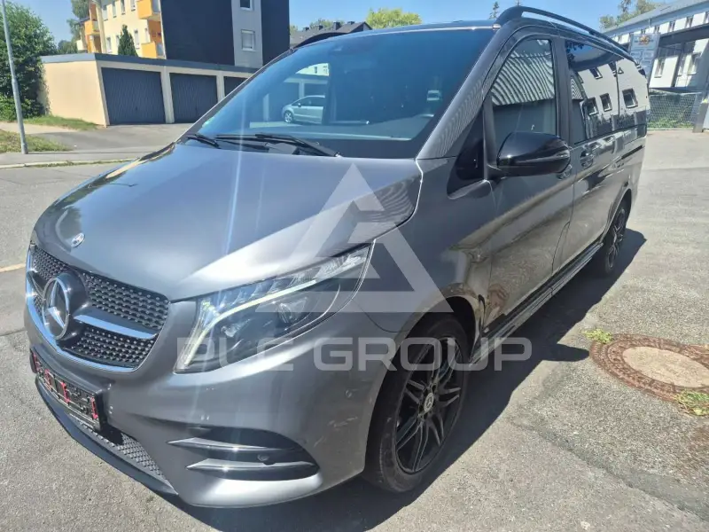 2022 Mercedes Benz V 300