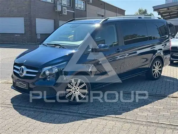 2022 Mercedes Benz V 300