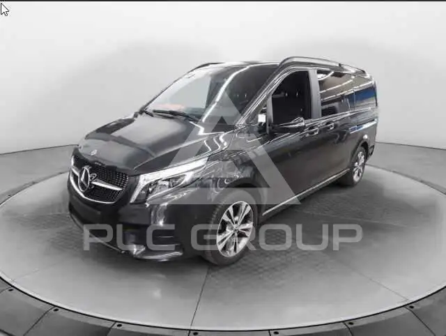 2022 Mercedes Benz V 300