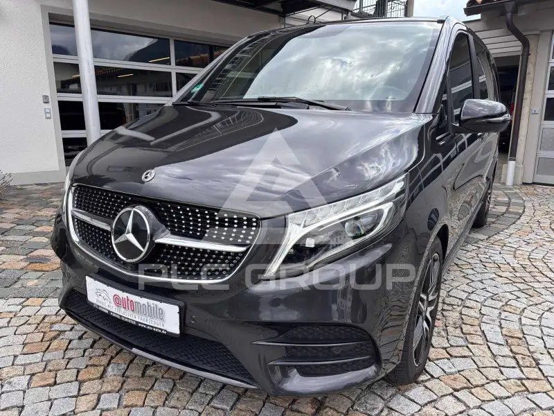 2022 Mercedes Benz V 300