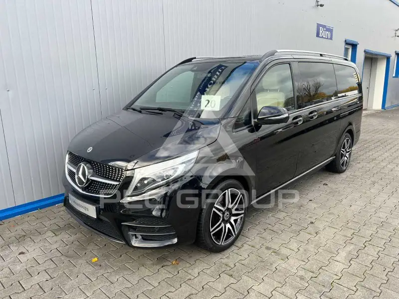 2022 Mercedes Benz V 300