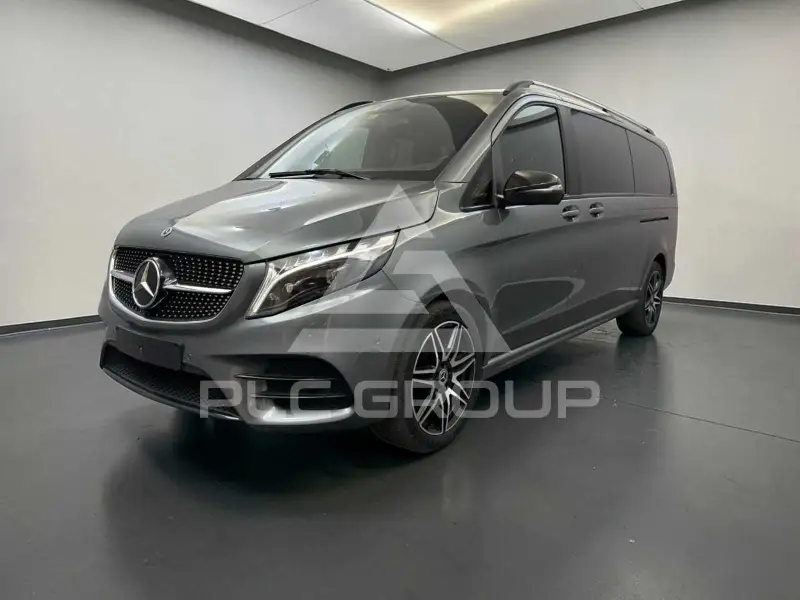 2022 Mercedes Benz V 300