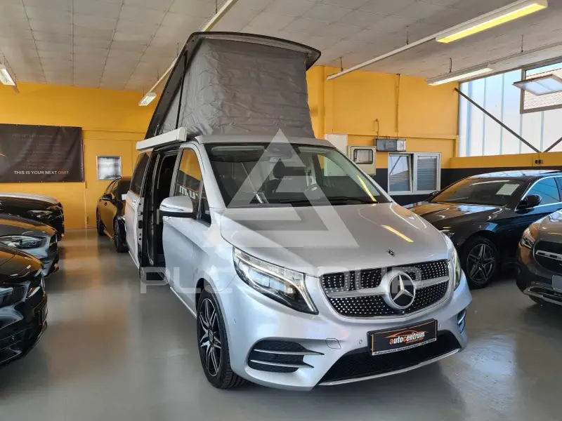 2022 Mercedes Benz V 300