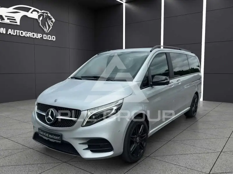 2022 Mercedes Benz V 300