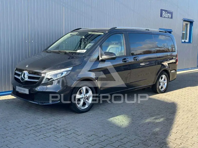 2022 Mercedes Benz V 300