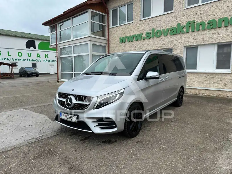2022 Mercedes Benz V 300
