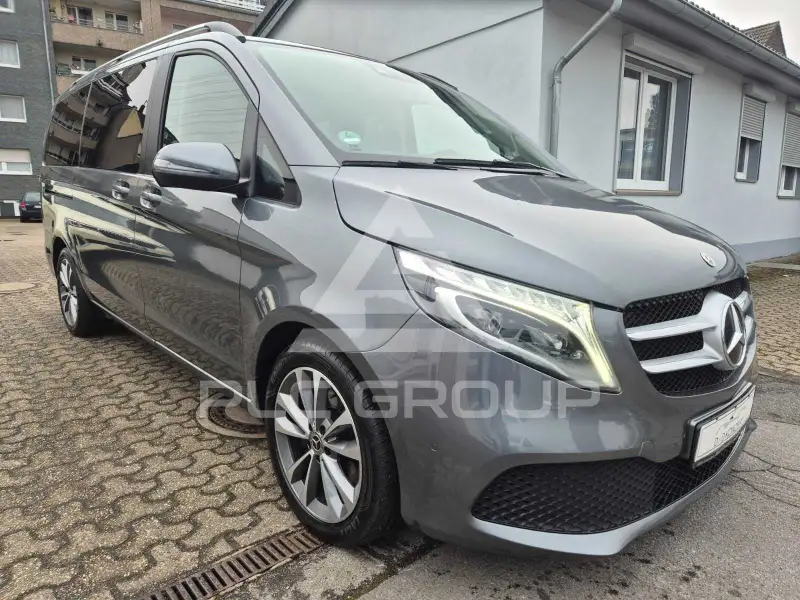 2022 Mercedes Benz V 300