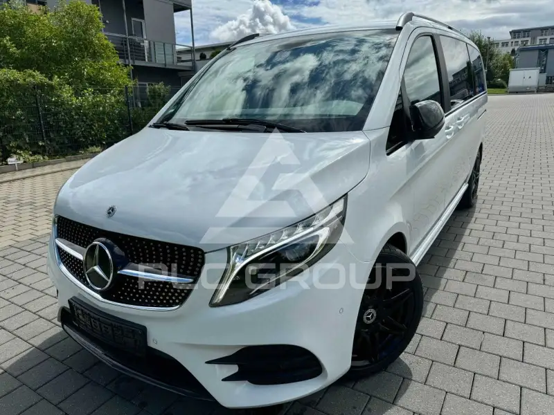 2022 Mercedes Benz V 300