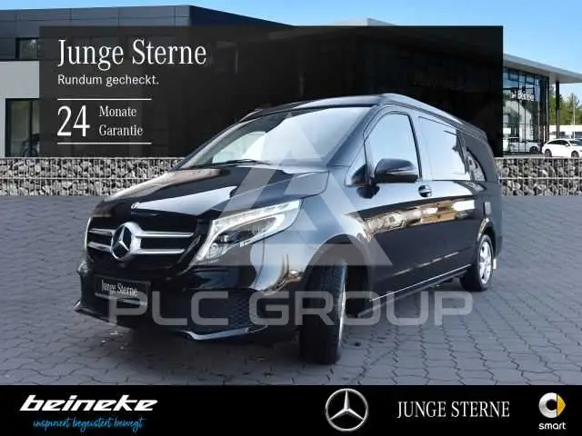 2022 Mercedes Benz V 300