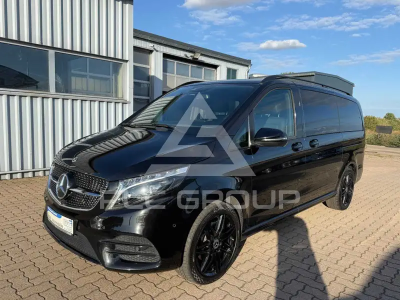 2022 Mercedes Benz V 300