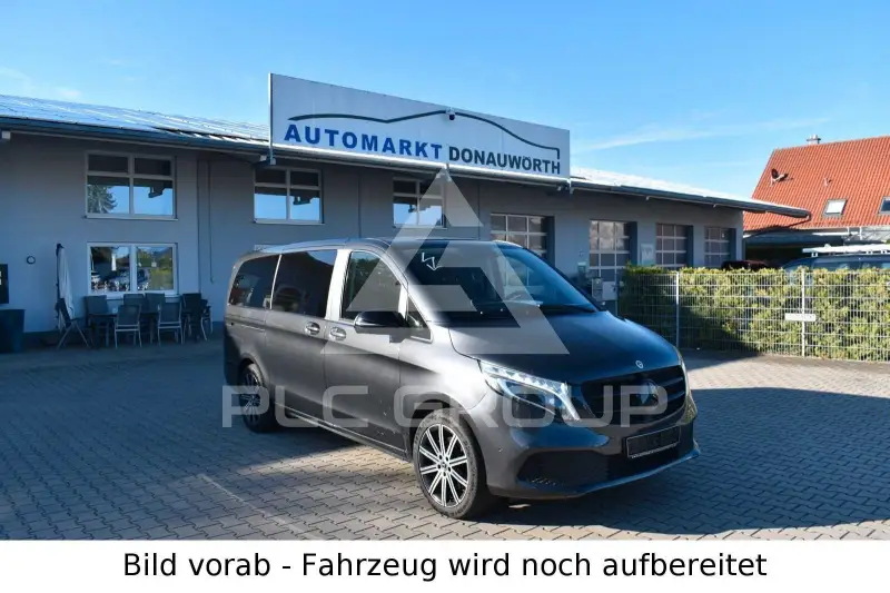 2022 Mercedes Benz V 300