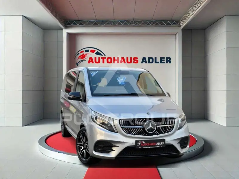 2022 Mercedes Benz V 300