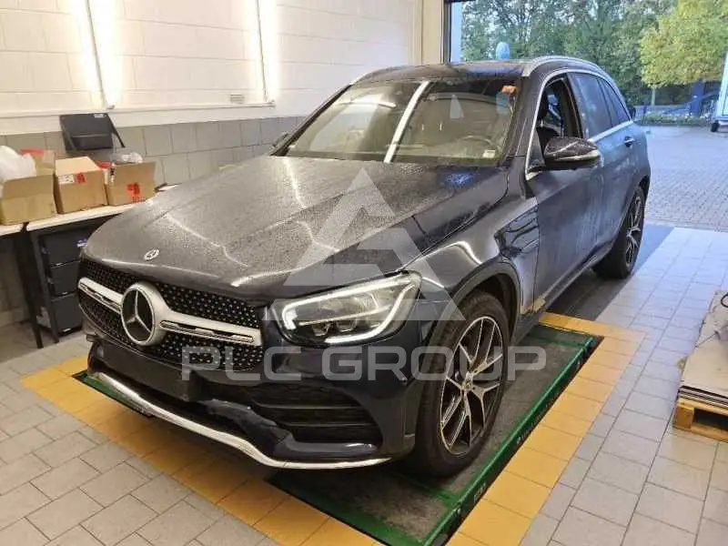 2022 Mercedes Benz GLC 400