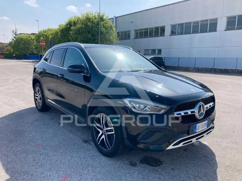 2022 Mercedes Benz GLB 180