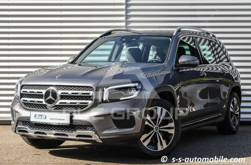 2022 Mercedes Benz GLB 220