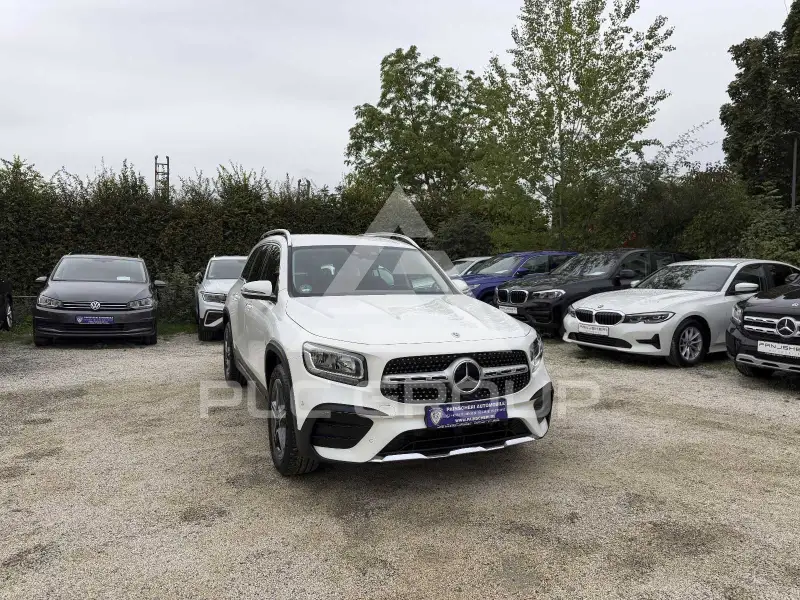 2022 Mercedes Benz GLB 220
