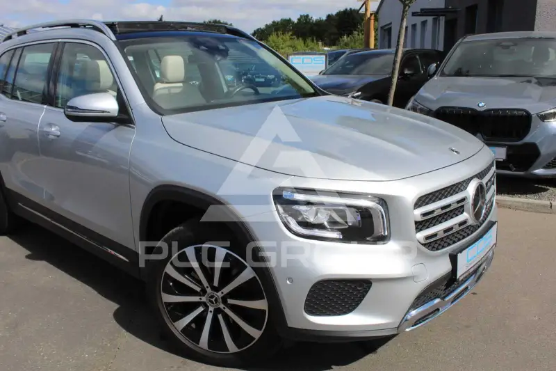 2022 Mercedes Benz GLB 220