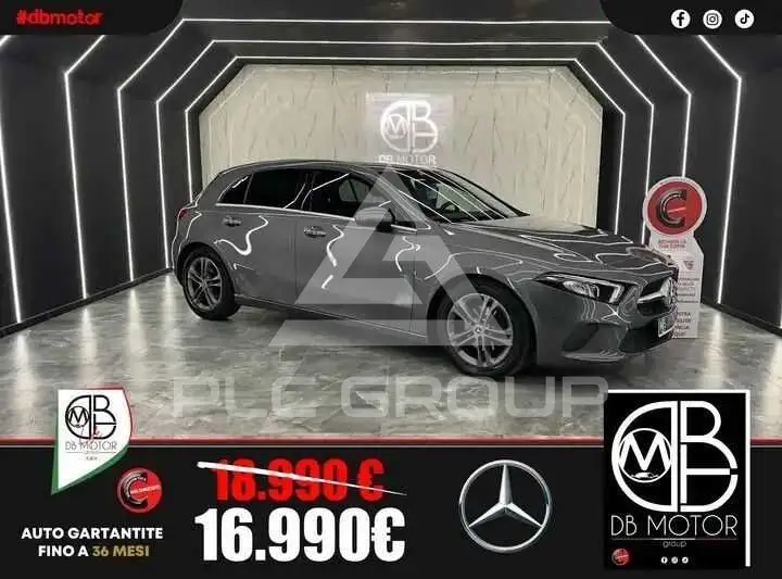 2022 Mercedes Benz A 220