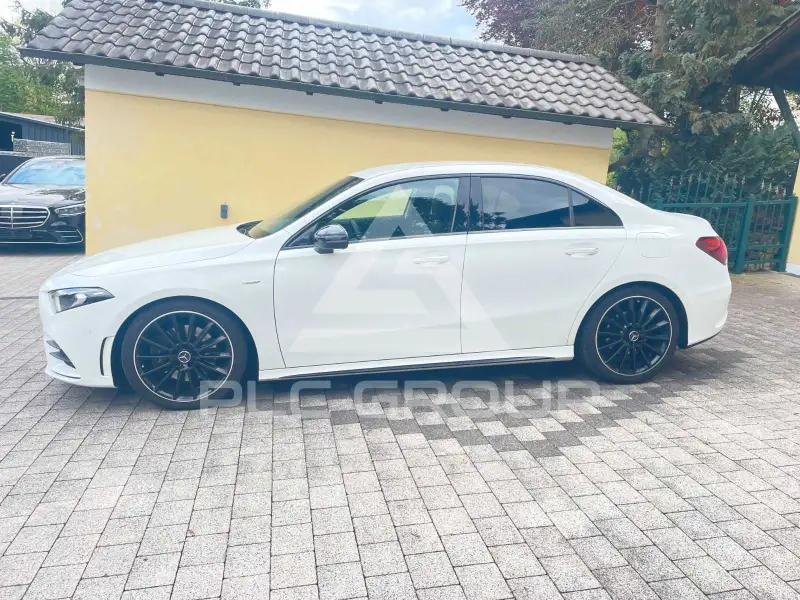 2022 Mercedes Benz A 220