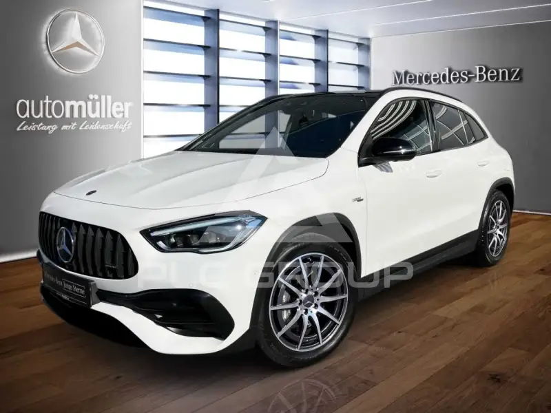 2022 Mercedes Benz GLA 45 AMG