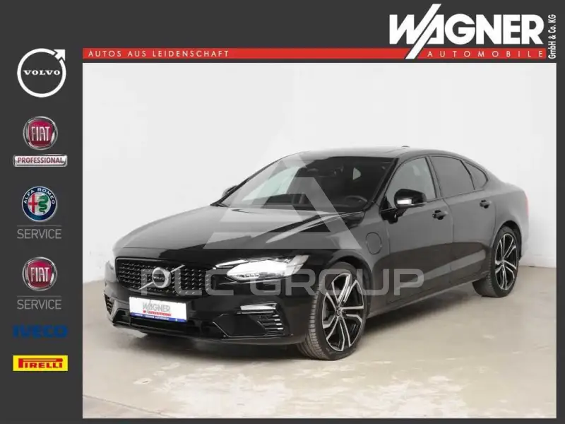 2022 Volvo S90