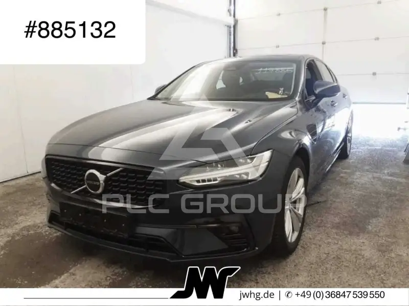 2022 Volvo S90