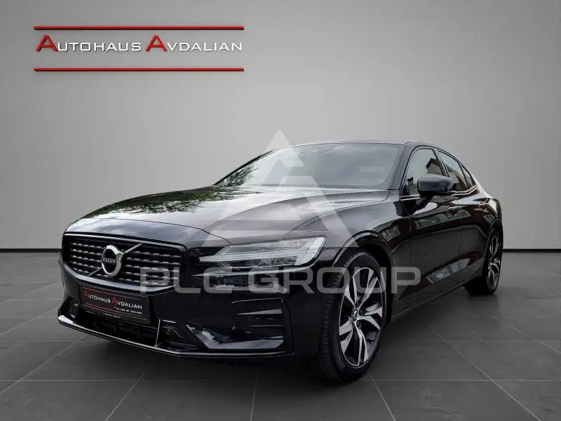 2022 Volvo S60