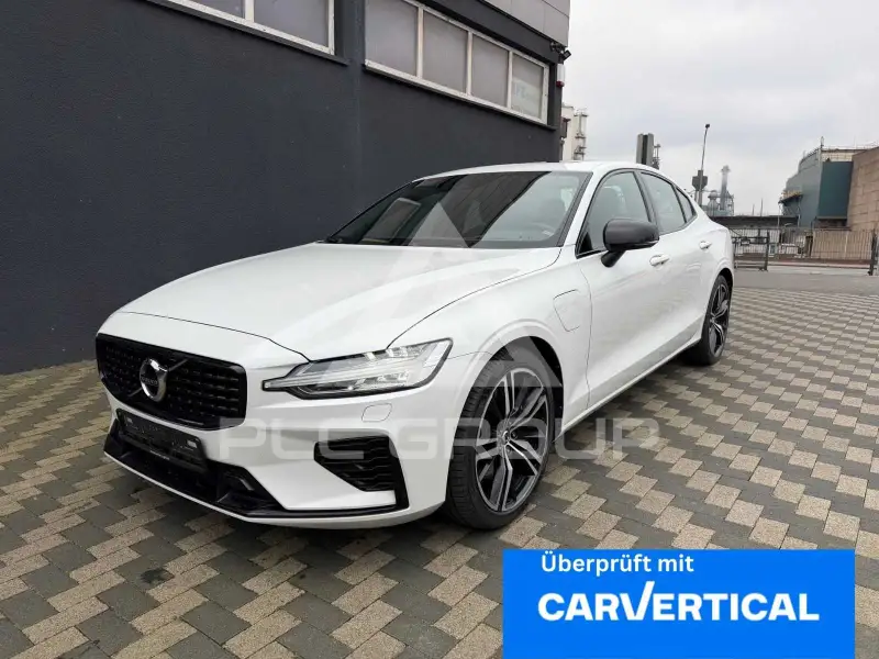 2022 Volvo S60