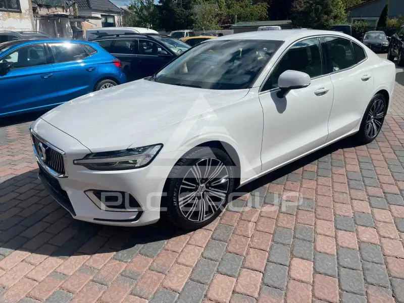 2022 Volvo S60