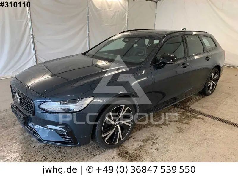 2022 Volvo V90
