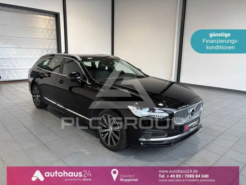 2022 Volvo V90