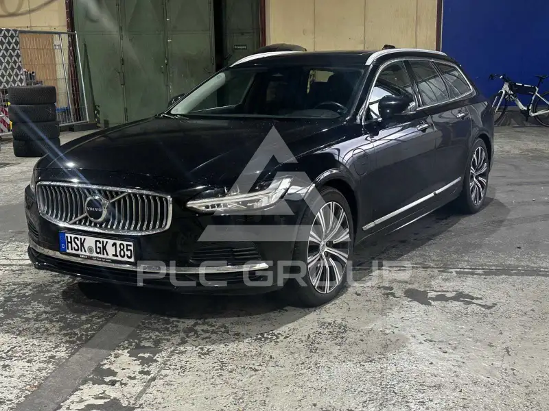 2022 Volvo V90