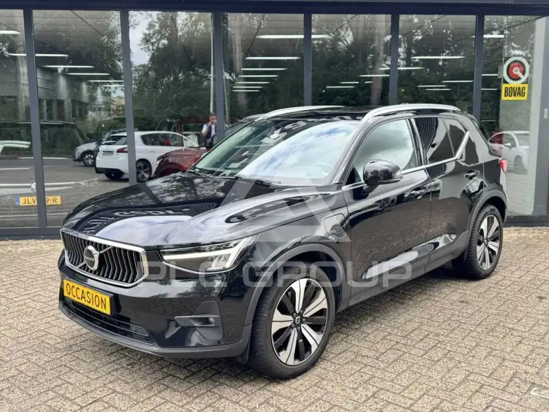 2022 Volvo XC40