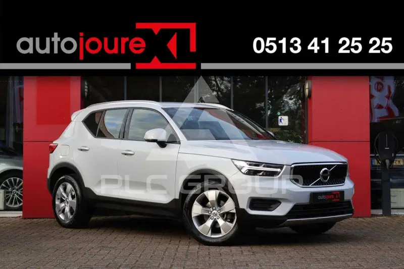 2022 Volvo XC40