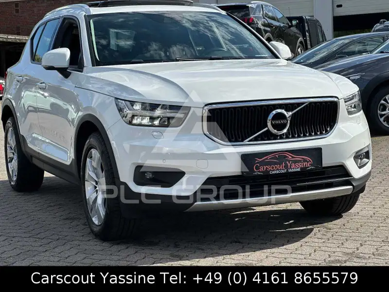 2022 Volvo XC40