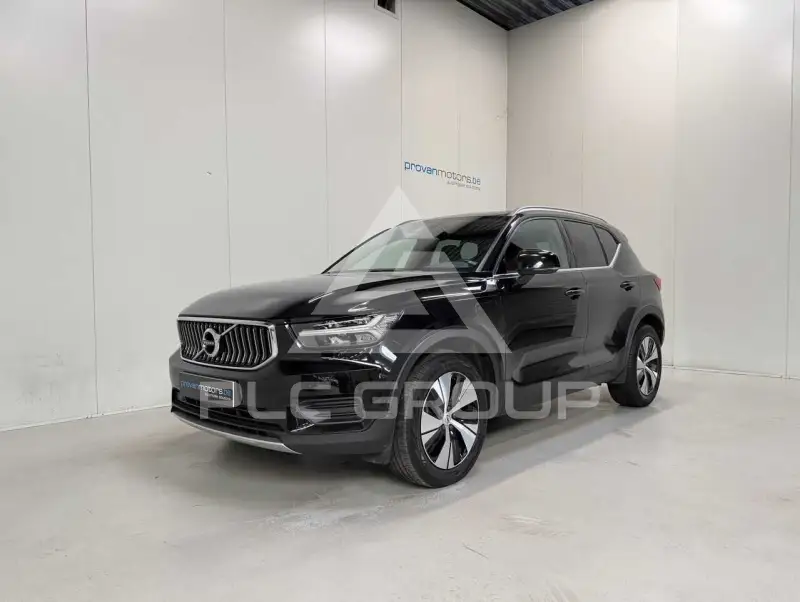 2022 Volvo XC40