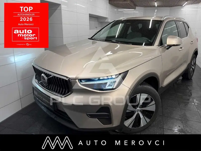 2022 Volvo XC40