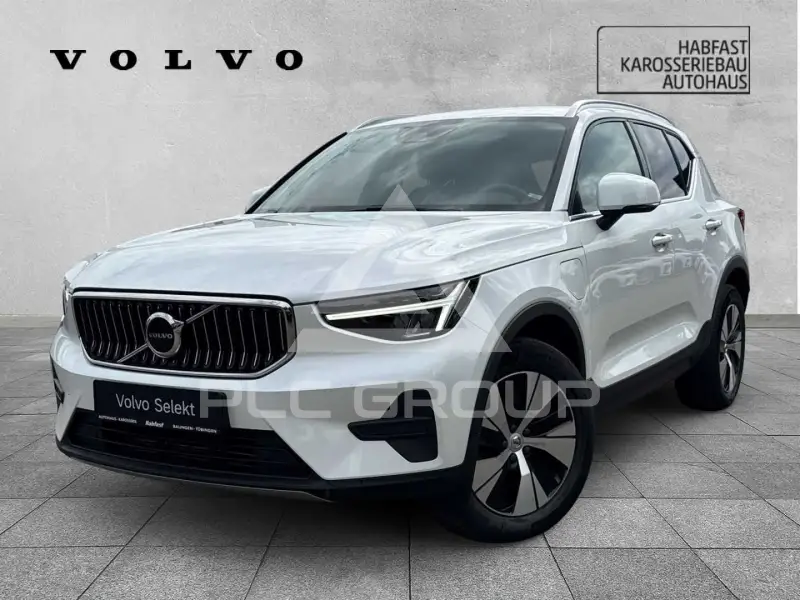 2022 Volvo XC40