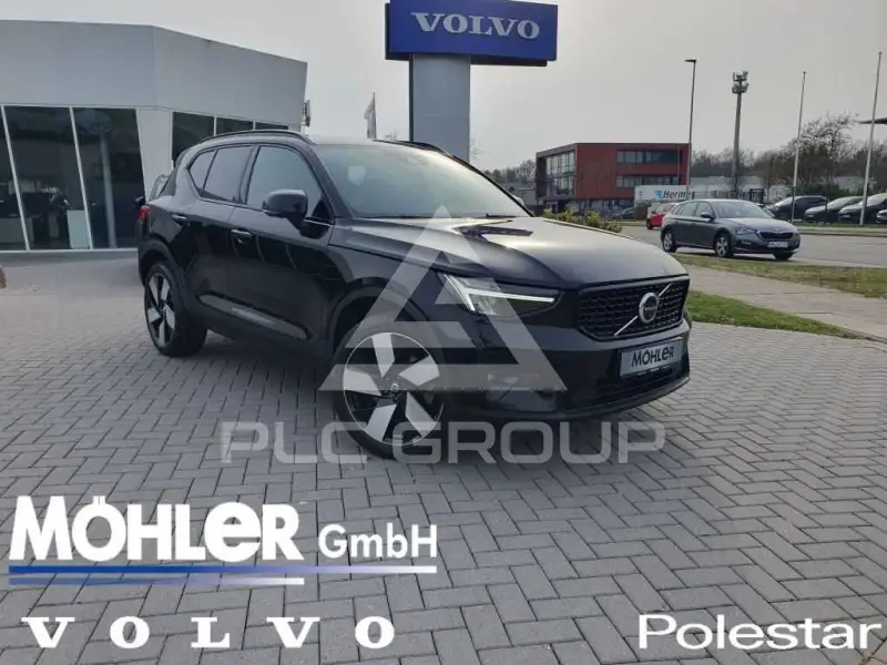 2022 Volvo XC40