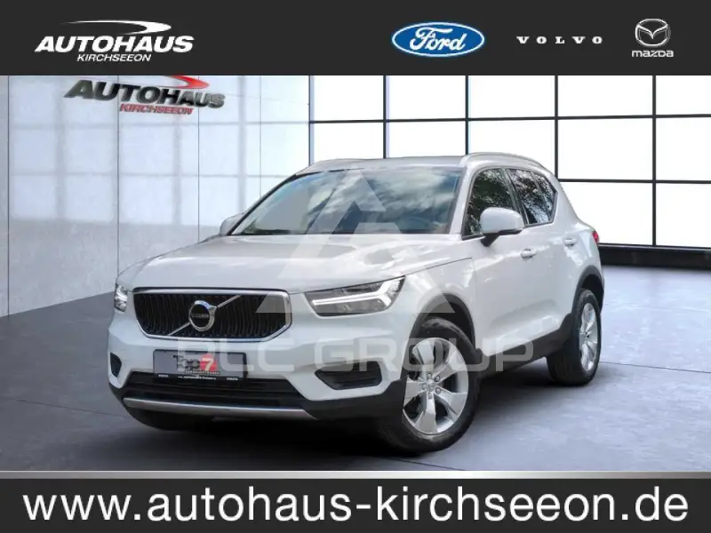 2022 Volvo XC40